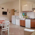 Lori Apartment *
