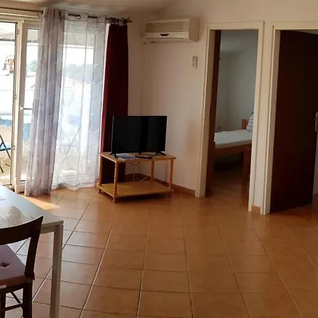Apartament Lori